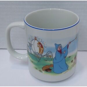 Cinderella Vintage Coffee Mug Walt Disney World/Disneyland made in Japan